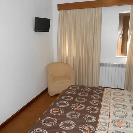Pala Dos Mouros Guest house Geres